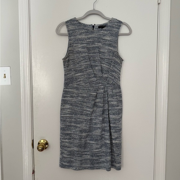 Banana Republic Textured Blue and White Midi Dress - Picture 2 of 4